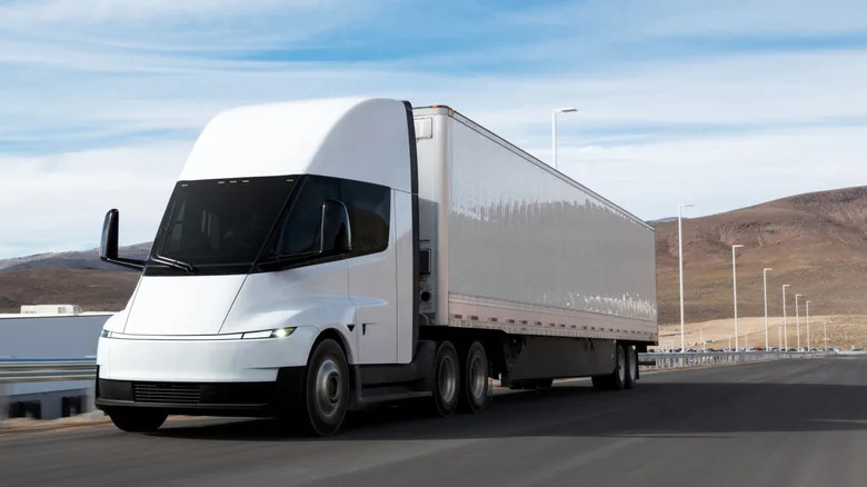 Tesla Semi-Trucks Could Be The Big Winner In America's Diesel Price Crisis