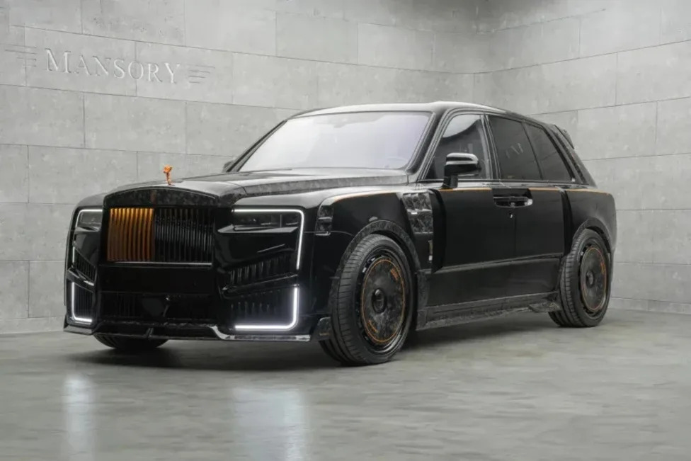 Mansory Reveals Aggressive Widebody Rolls-Royce Cullinan Emperor Signature
