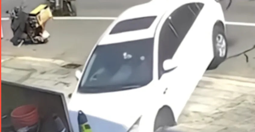 A Driver in China Mistook a Staircase for a Car Park Entrance. The Stairs Won.
