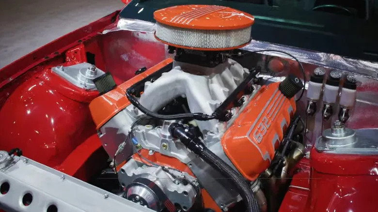 Who Makes 10.3 Liter Big Block Engines Besides Chevy?