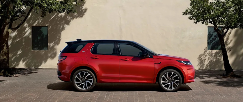 Land Rover Says It’s Ending Discovery Sport Production This Year