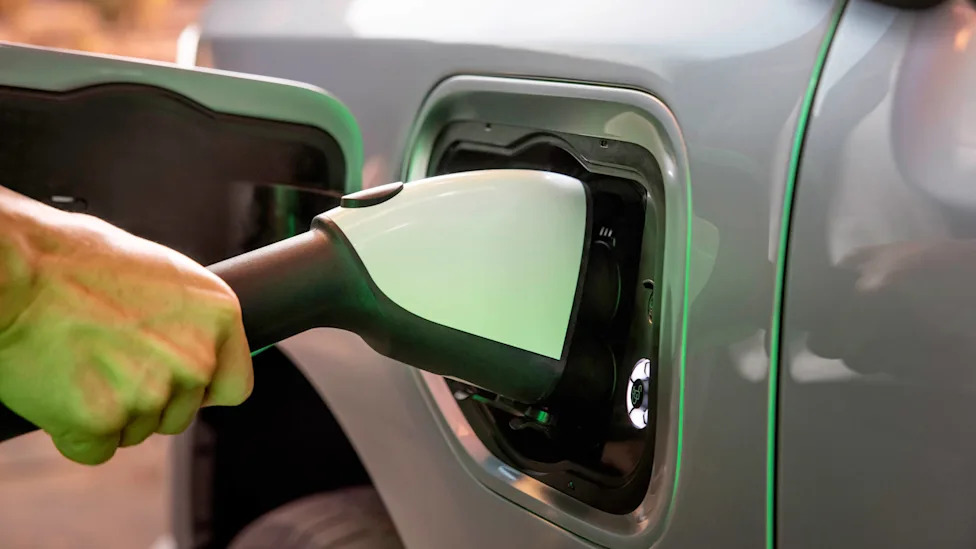California EV Owners Can Now Get Up to $4,500 for Backup Power