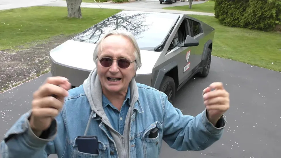 This Mechanic Has Labelled the Tesla Cybertruck as a 'Cyber Disaster'