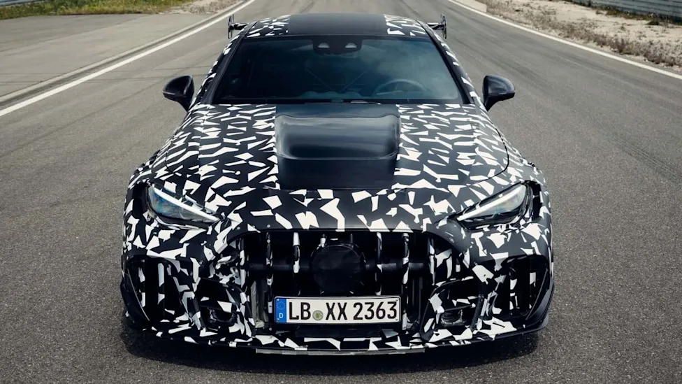 Mercedes, Mercedes Caught Testing Wild New V8-Powered AMG CLE