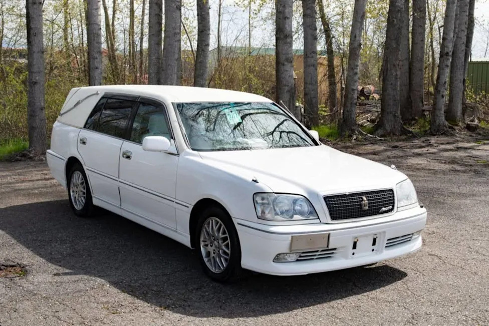 This Turbo 1JZ Toyota Crown Wagon Was Turned Into a Hearse
