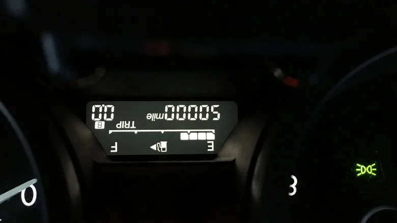 Time Vs. Mileage: What's More Important For An Oil Change?