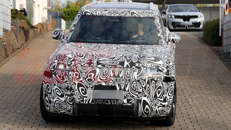 Baby Defender Sport Spied With An Iconic Land Rover Feature