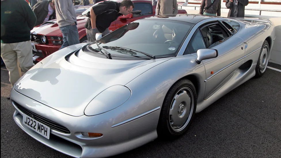 Jaguar XJ220 Sets UK Record As Hamilton Collection Leaves Eight Cars Unsold