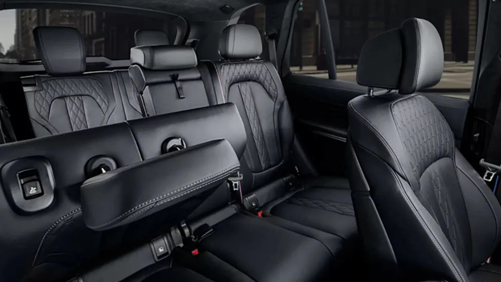 BMW Made A Cheaper X5 By Cutting The Stuff Buyers Don’t Need