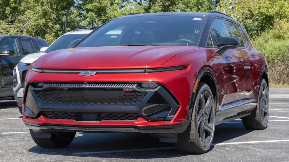 GM, Chevrolet, Chevrolet Equinox, GM is already lining up a lower-cost Chevrolet Equinox EV redesign for 2029