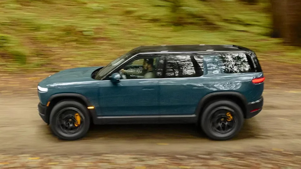 Tesla, Tesla Model Y, Rivian, Tesla's longtime EV edge may be over as Rivian's new R2 matches the Model Y and goes farther
