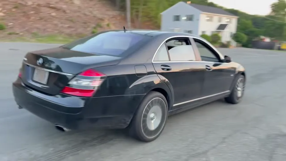 YouTuber Was Told His V12 Mercedes Needed A Transmission… He Fixed It For $50