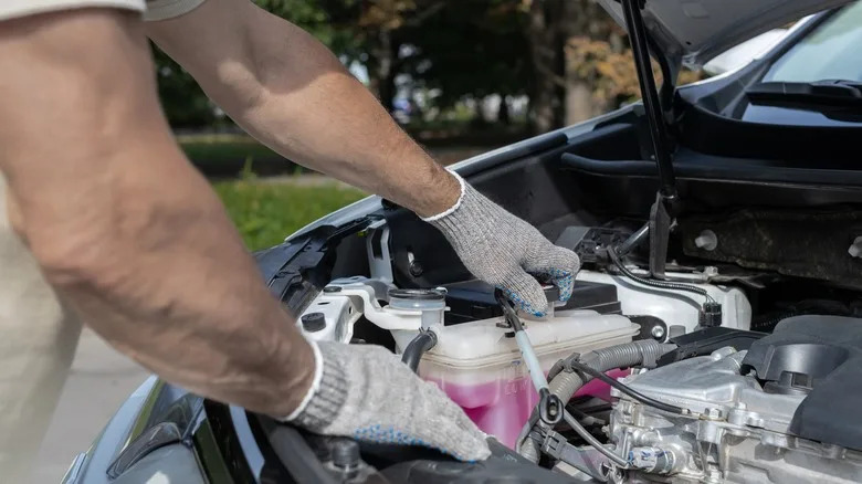 Do Cars Need Antifreeze In Summer? Here's What You Need To Know