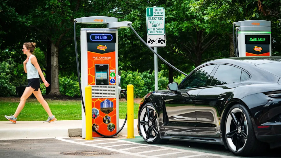 US EV charging sessions jump 34%, even though new charger installations rose only 16%