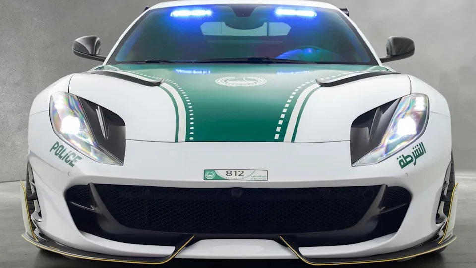 Dubai Police Adds a Mansory-Tuned Ferrari 812 Superfast to Its Patrol Fleet