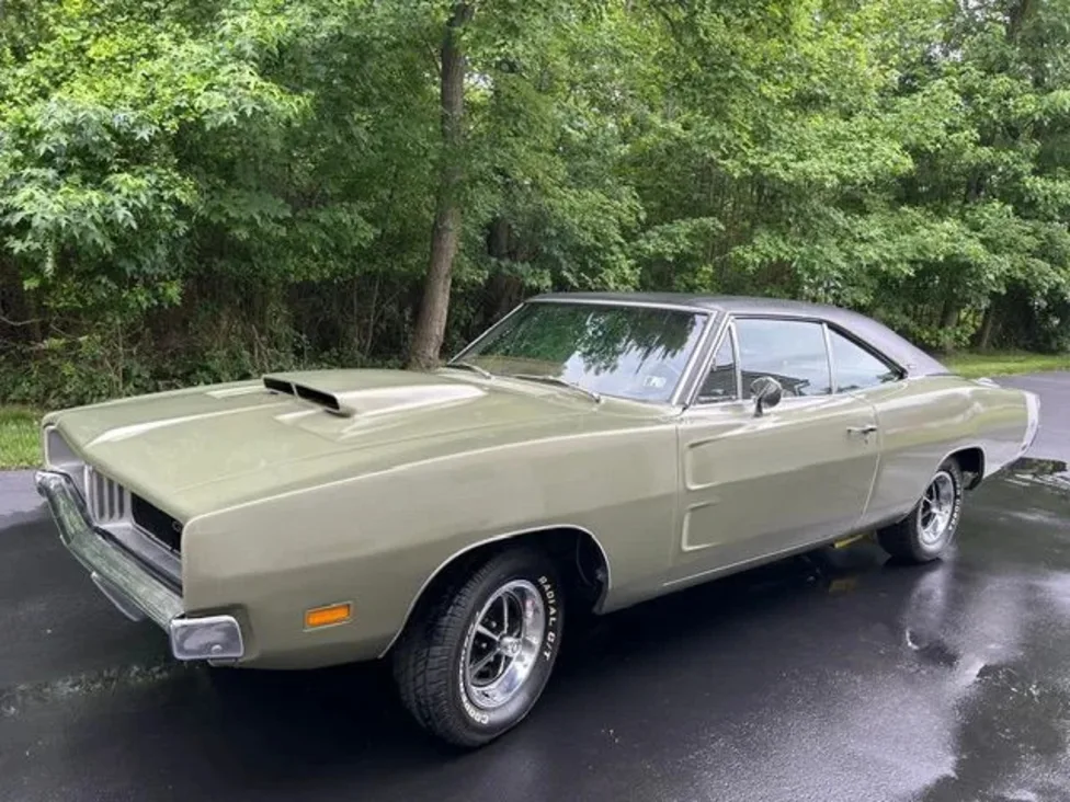 1969 Dodge Charger R/T For Sale at Carlisle Auctions: A Two-Owner Survivor in Rare Green