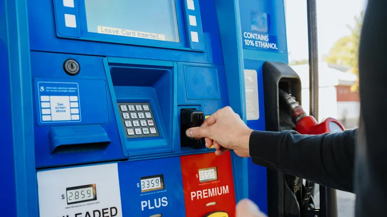 Stop Overpaying For Gas—This Is The Best Day To Buy