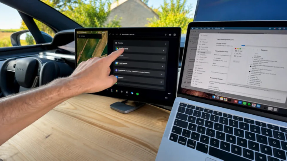 Tesla Owner Turned His Car’s Touchscreen Into a MacBook Second Monitor — And It Actually Works