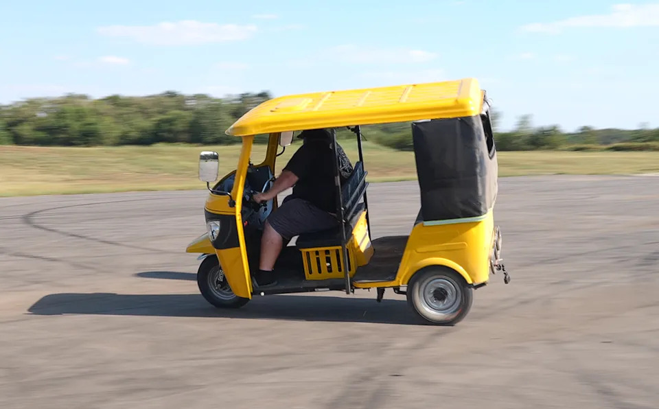 YouTuber Buys $3,000 Temu Tuk-Tuks to Start a Taxi Service, Ends in Disaster