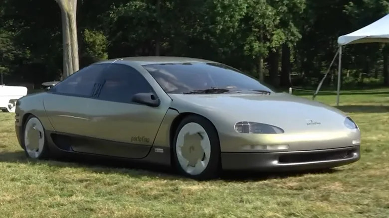 After Chrysler Bought AMC, We Almost Got This V8 Sports Sedan