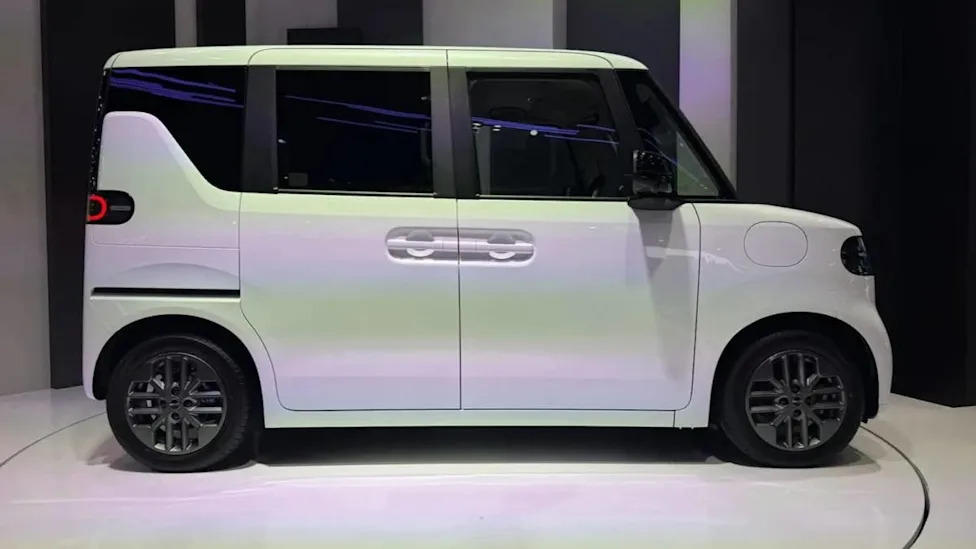 Kia Is Taking An EV Van Into A Market Foreign Automakers Rarely Crack