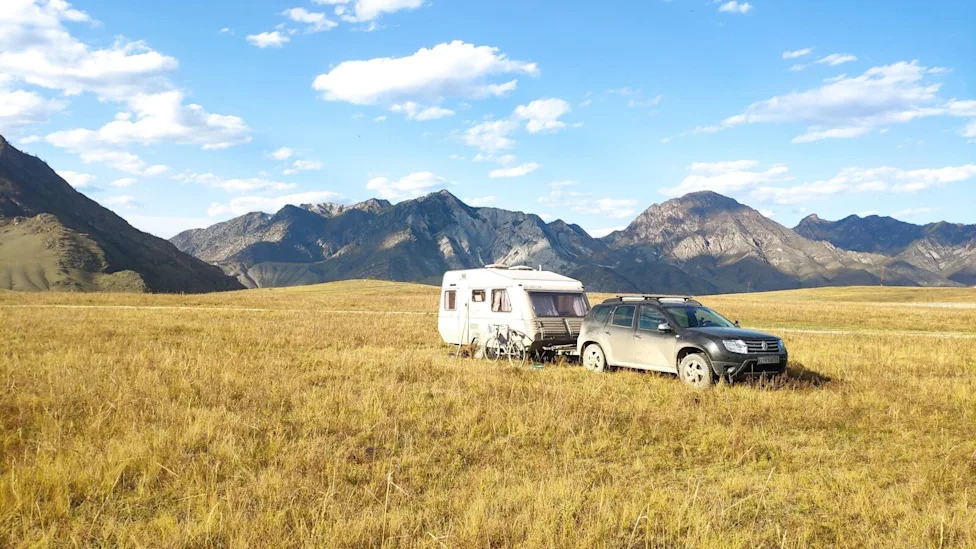 Lincoln Corsair's Flat-Tow Feature Is Getting Deleted, and Owners Are Suing Ford Over It