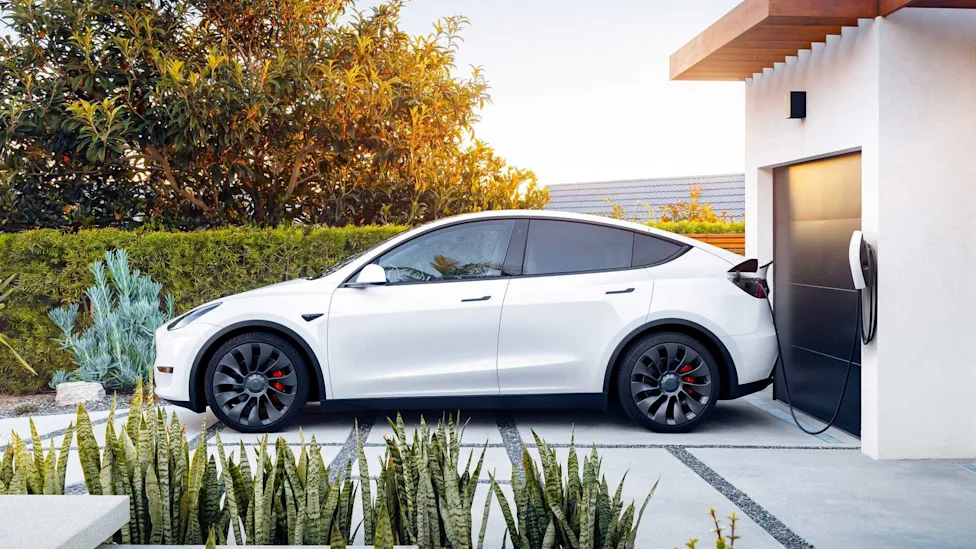This 3-Year-Old Tesla Model Y Went 100,000 Miles And Barely Fast-Charged. Here's How The Battery Held Up