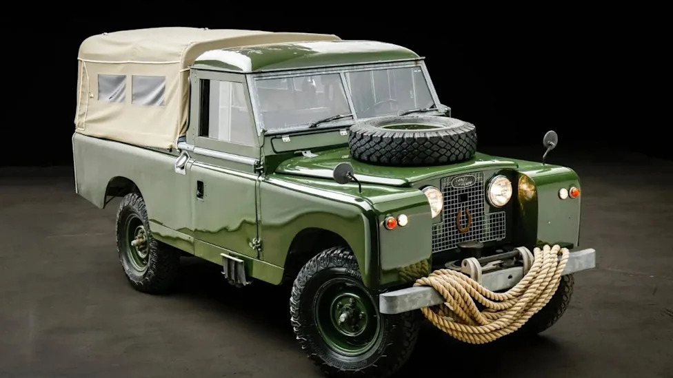 Daniel Craig's 1959 Land Rover Has Just Sold at Auction
