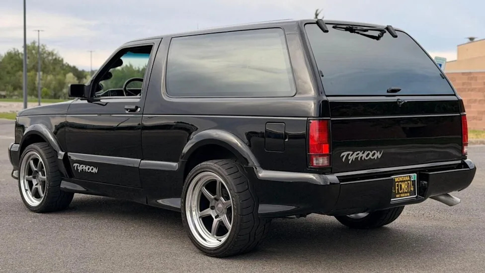 This 682-HP GMC Typhoon Might Be One Of The Wildest SUVs For Sale Right Now