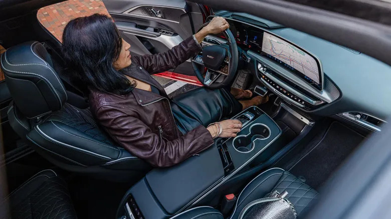 GM's Breakup With CarPlay And Android Auto Has One Exception