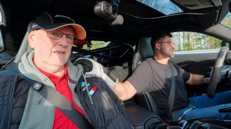 Mercedes-AMG GT, Mercedes-AMG GT S Owner’s Heartbreaking Reveal Turns a Track Day Into Something Far More Meaningful