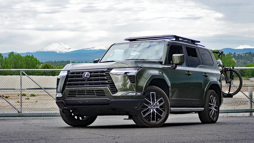 Toyota Land Cruiser vs Lexus GX 550: Save $10,000 Or Get The V6?