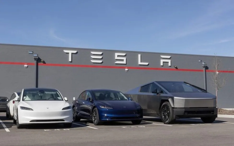 Tesla, Tesla Recalls 3 Million EVs Over Hidden Door Releases