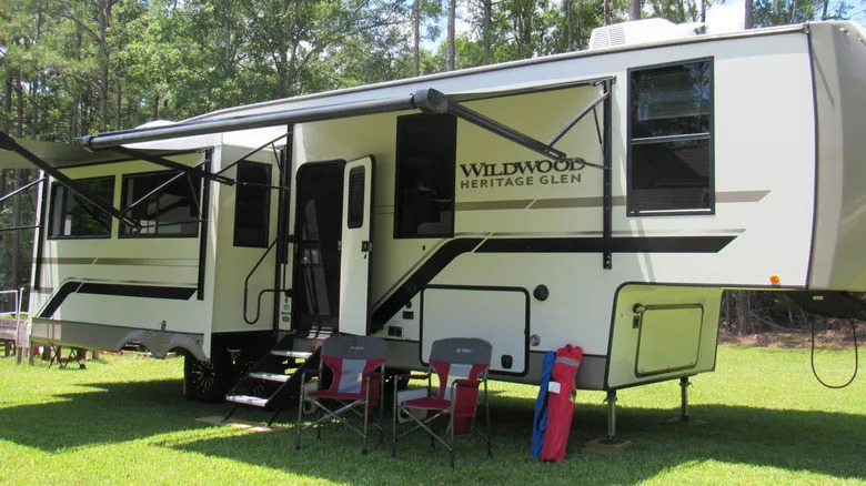 Why Are Some Trailers Called Fifth Wheels?