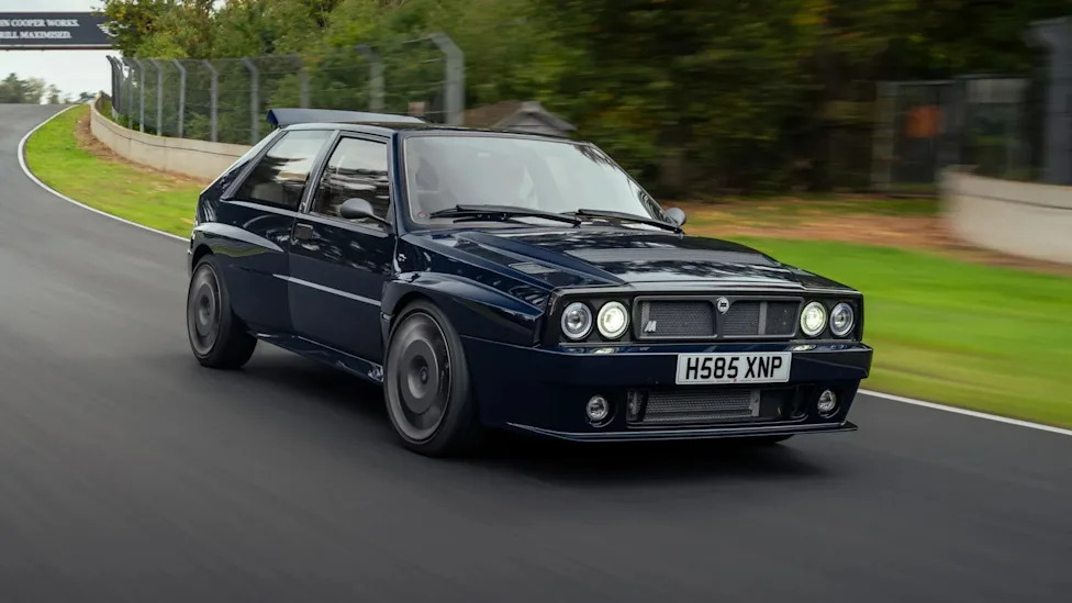 Lancia, 1-of-20 Lancia Delta Integrale Futurista by Automobili Amos Heads to Zoute Concours Auction