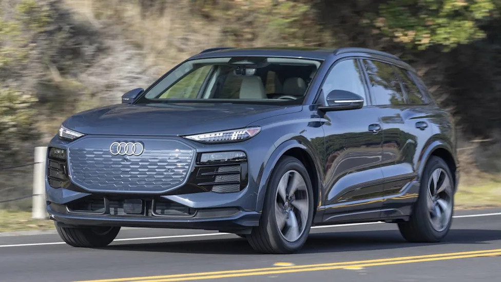 Minivans vs. SUVs: The Better Family Car Isn’t the Popular One