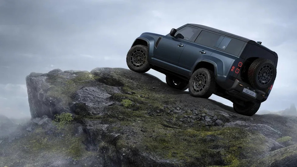 Land Rover Recalls 250,857 SUVs Over Airbags That May Not Deploy