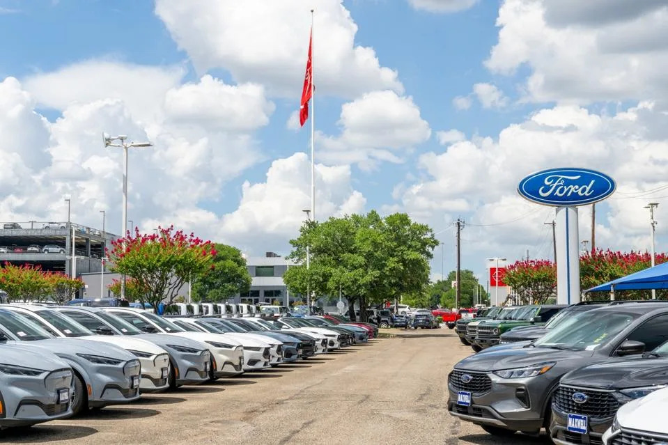 Breaking: Ford Recalls Nearly 149,000 Mustangs Over Power-Loss Risk