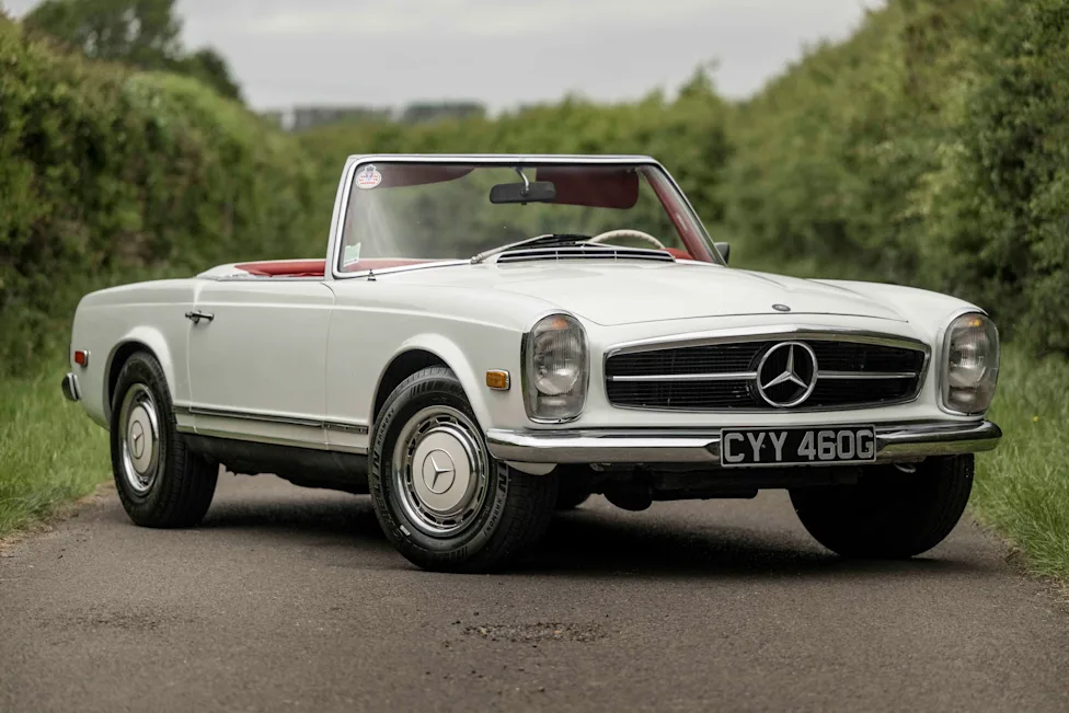Mercedes-Benz, Mercedes-Benz SL, 1968 Mercedes-Benz 280 SL Pagoda From Long-Term Ownership Draws £35,250 Bid at UK Auction