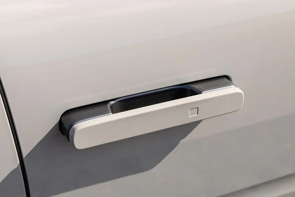 Flush Door Handles May Face Tougher Future as NHTSA Investigates New Door Handle Safety Regulations