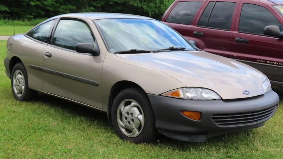 Classic Car Collectors Are Ditching Sports Cars In Favor Of Everyday Models