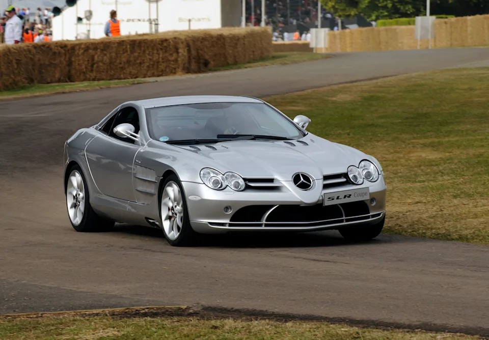 Mercedes, McLaren, Dealership Quotes Staggering $120K Just to Put New Brakes on a Mercedes SLR McLaren