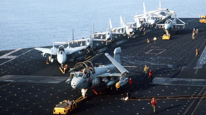 What Are Tow Tractors And Why Do Aircraft Carriers Have Them?