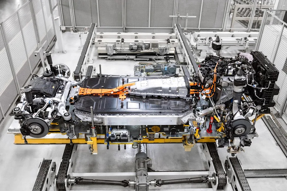 Range Rover Electric Brings EV Drive to Modern Classic Design