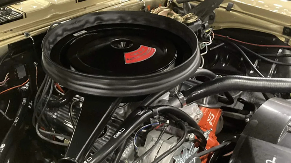 Why Some 1960s Muscle Cars Used Small Block V8s Instead Of Big Blocks