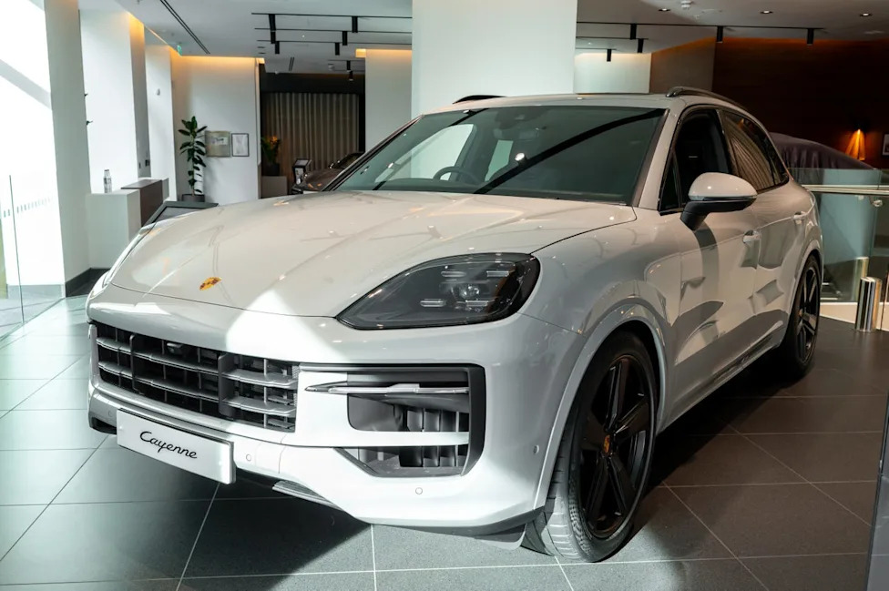 Class-Action Lawsuit Claims Porsche Effectively Forces Owners to Use Dealers for Repairs