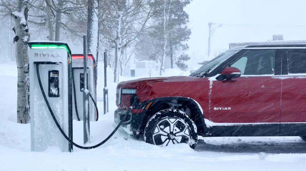 Modern EV Batteries Last Way, Way Longer Than Those 'EV Skeptics' Want You To Think