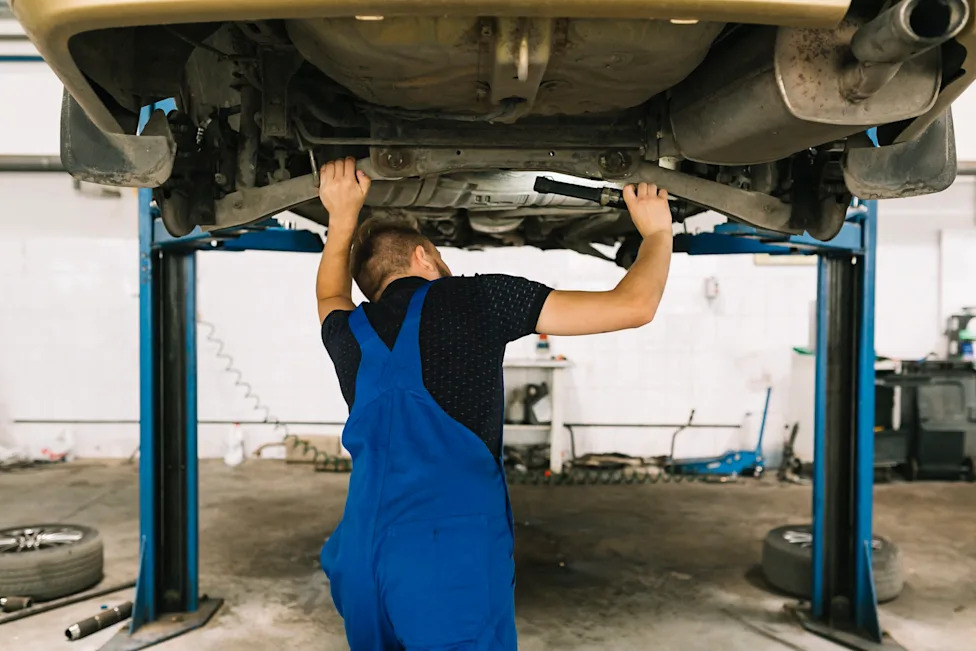 Check Engine Light Flashing? Why Drivers Shouldn’t Ignore This Dashboard Warning