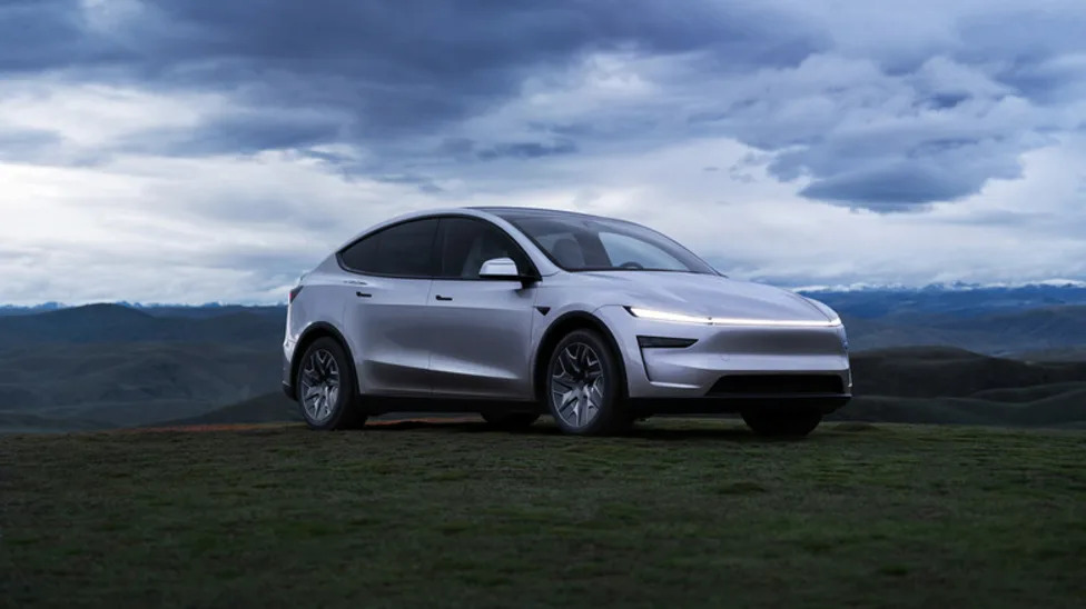Tesla, Tesla Model Y, Tesla's Model Y L Finally Comes To The US With Six Seats And A $62,000 Price Tag