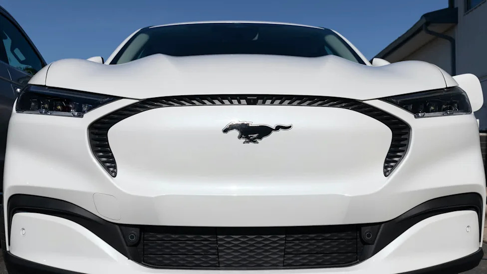 A 78-year-old loved his new Mach-E, but charger apps, dealer support, and keys failed